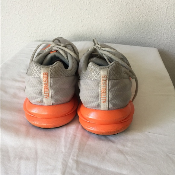 Puma - Picture 3 of 4